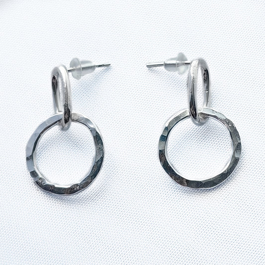 Sterling silver hammered link fused stud earrings “Dancing Lights”